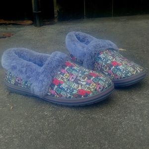 Dog print house shoes